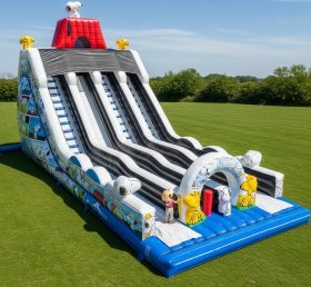 T8-8897 Snoopy Inflatable Slide